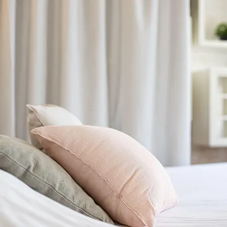 بيت ضيافة Chambreplus Kriski 4*